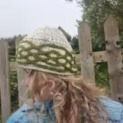 Hand Knitted gotland and UistWool hat image 4