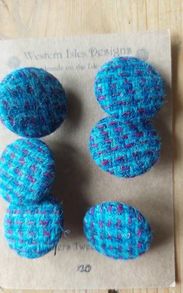 Two Sisters tweed buttons - 2 4