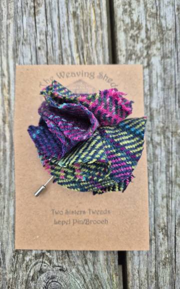 Tweed lapel pin brooch - aurora