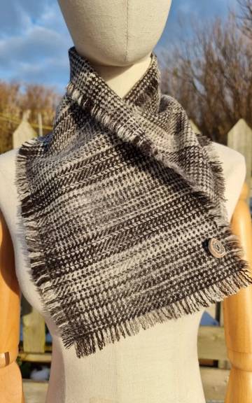 UistWool Tweed Neckwarmer