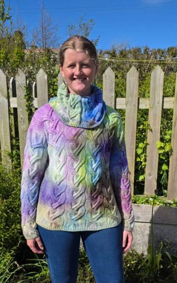 Hand dyed heritage wool jumper M