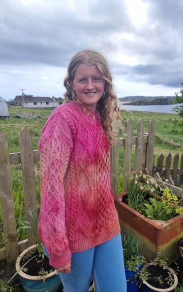 Hand dyed heritage wool jumper S