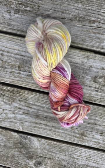 Hand-Dyed Yarn: 100% Merino, chunky - 5 2