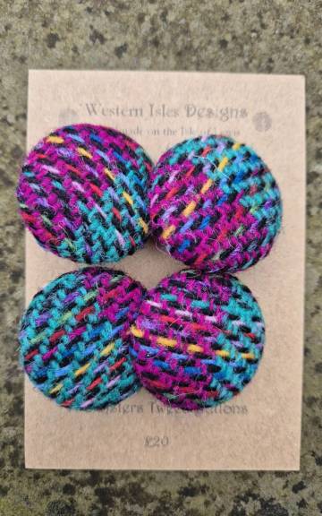 Two Sisters tweed buttons