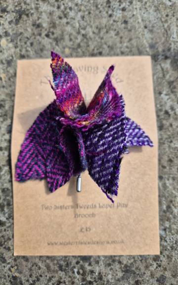 Tweed lapel pin brooch