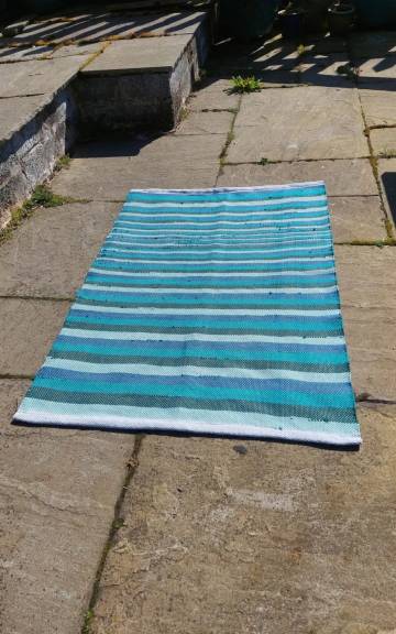 Handwoven pure cotton rug