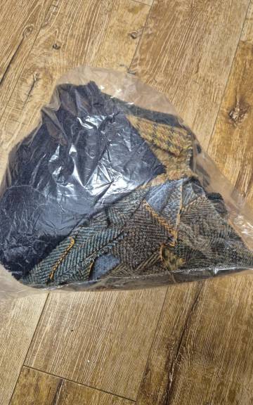 Harris Tweed scraps