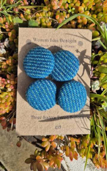 Three Sisters Tweed Buttons