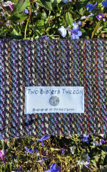 Two Sisters Tweed Zip Purse