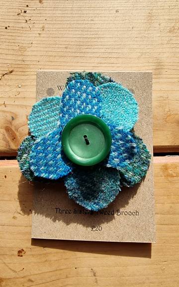 Tweed flower brooch