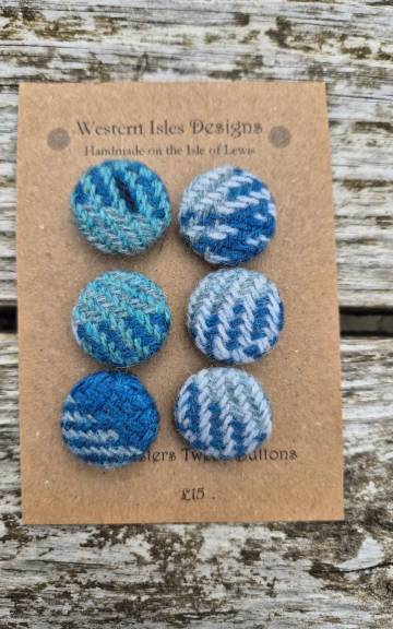 Three Sisters Tweed Buttons