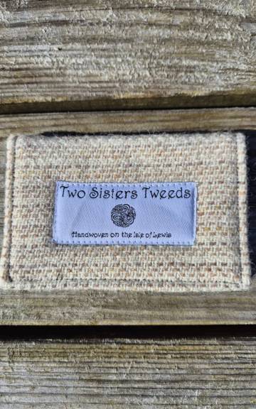 Two Sisters Tweed Card Holder