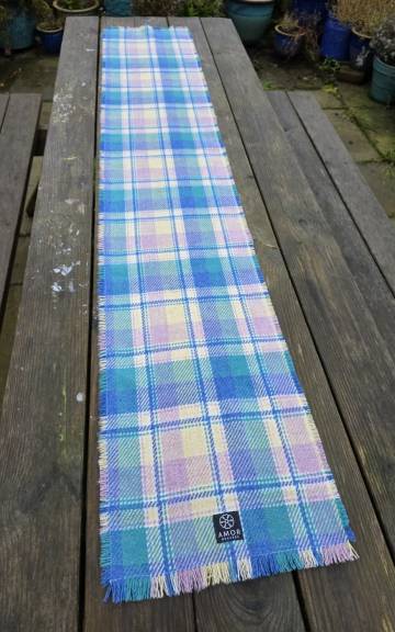 Amore Tweed Table Runner