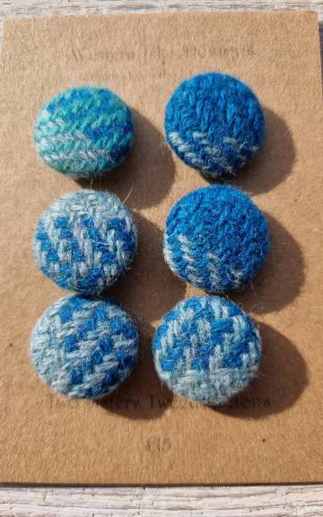 Three Sisters Tweed Buttons