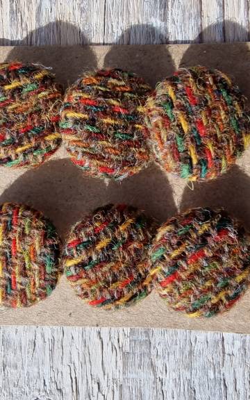 Three Sisters Tweed Buttons - 3 5