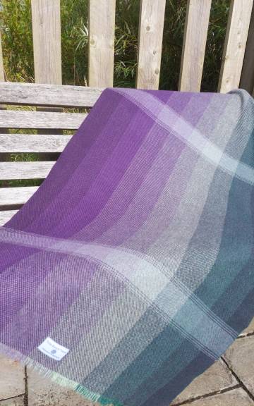 Three Sisters Tweed throw