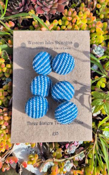 Three Sisters Tweed Buttons