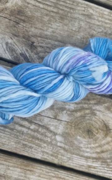 Hand-Dyed Yarn: 100% Merino, chunky