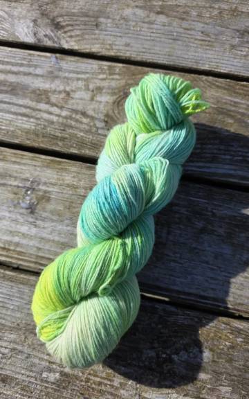 Hand-Dyed Yarn: Bluefaced Leicester,  4 ply