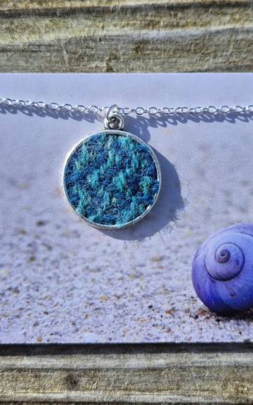 Three Sisters tweed necklace