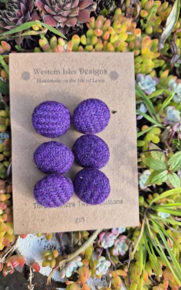 Three Sisters Tweed Buttons