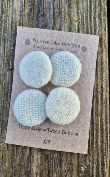 Three Sisters Tweed Buttons - 1 11