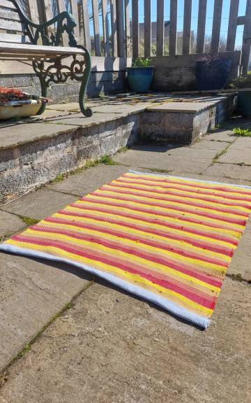 Handwoven pure cotton rug