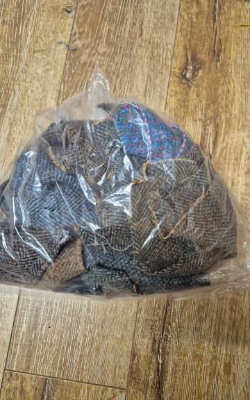 Harris Tweed scraps
