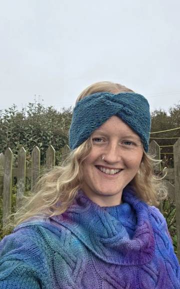 Hand Knitted merino headband