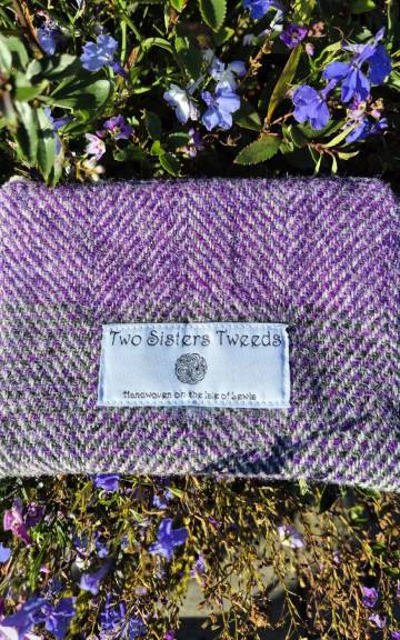 Two Sisters Tweed Zip Purse