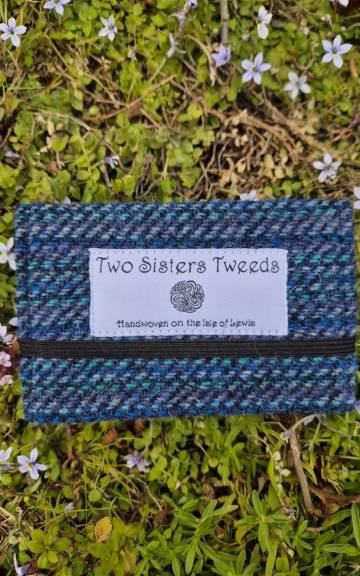 Two Sisters Tweed Card Holder
