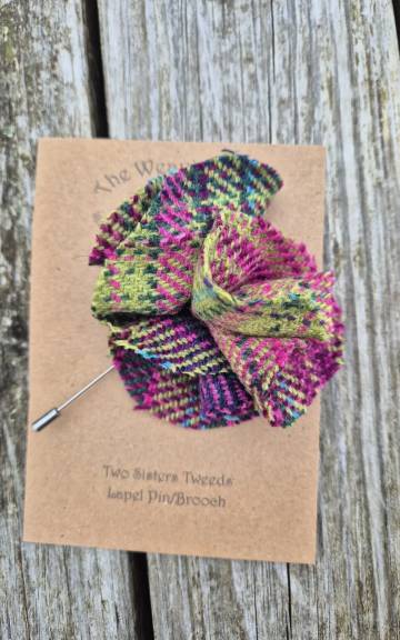 Tweed lapel pin brooch - aurora