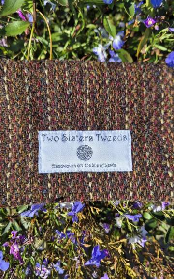 Two Sisters Tweed Zip Purse