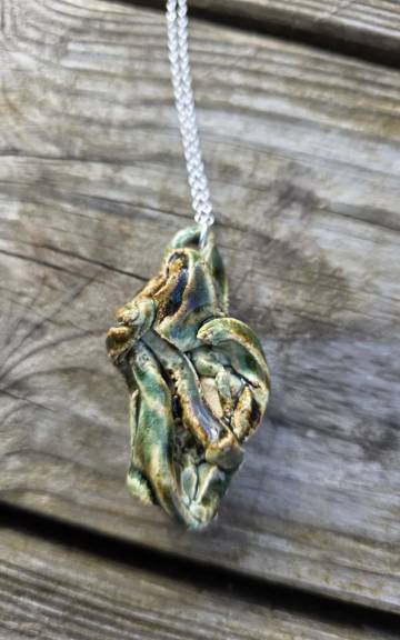 Ceramic Necklace seaweed tangle