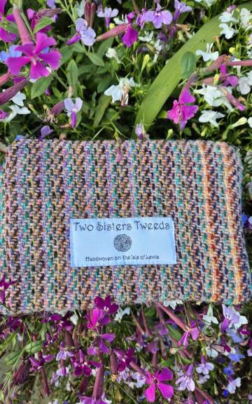 Two Sisters Tweed Zip Purse