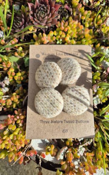 Three Sisters Tweed Buttons