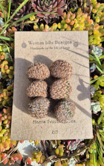 Harris Tweed buttons