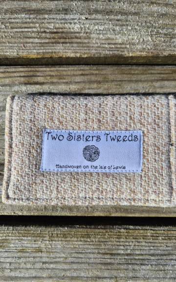 Two Sisters Tweed Card Holder