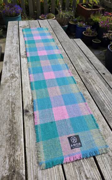 Amore Tweed Table Runner