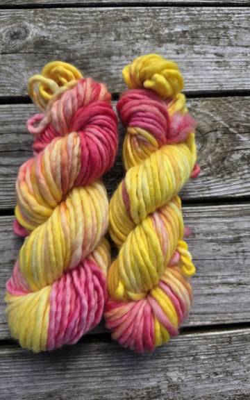 Hand-Dyed Yarn: 100% Merino, chunky - 2 4