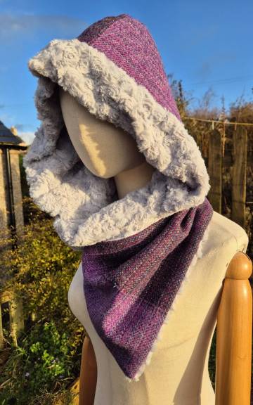 Three Sisters Tweed Hooded scarf