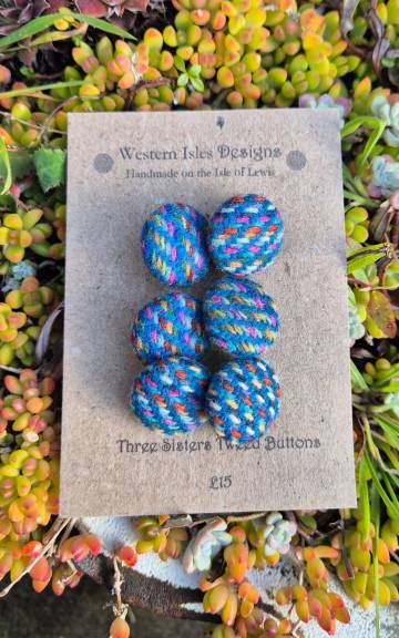 Three Sisters Tweed Buttons