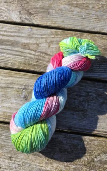Hand-Dyed Yarn: 100% Merino, 4 ply