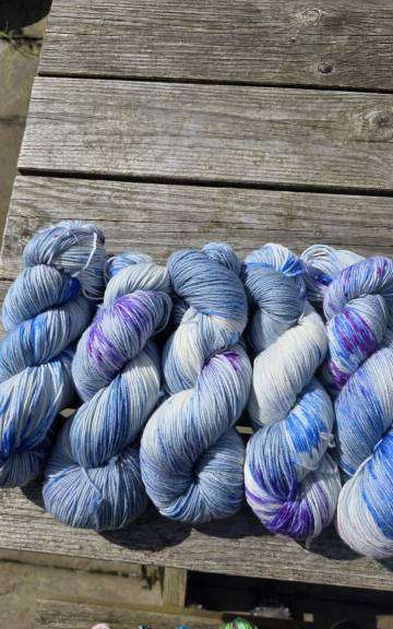 Hand-Dyed Yarn: 100% Merino, 4 ply x5
