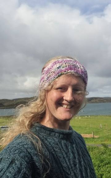 Hand Knitted hand dyed merino headband