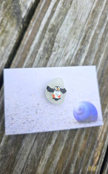 Painted sea glass pin badge