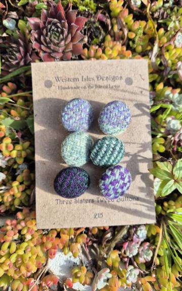 Three Sisters Tweed Buttons