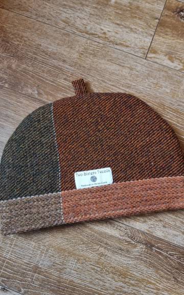Two Sisters Tweeds  Tea Cosy