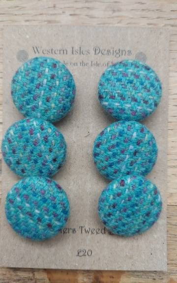 Three Sisters Tweed Buttons