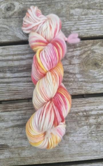 Hand-Dyed Yarn: 100% Merino, chunky